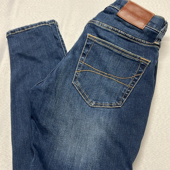 Hollister skinny pants 28/30 stretchy - Picture 6 of 7